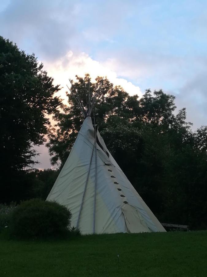 Le Refuge Du Clos Du Moulin Brionne Esterno foto